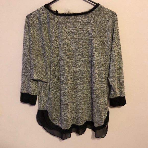 Gray and black fringe blouse - Picture 2 of 2